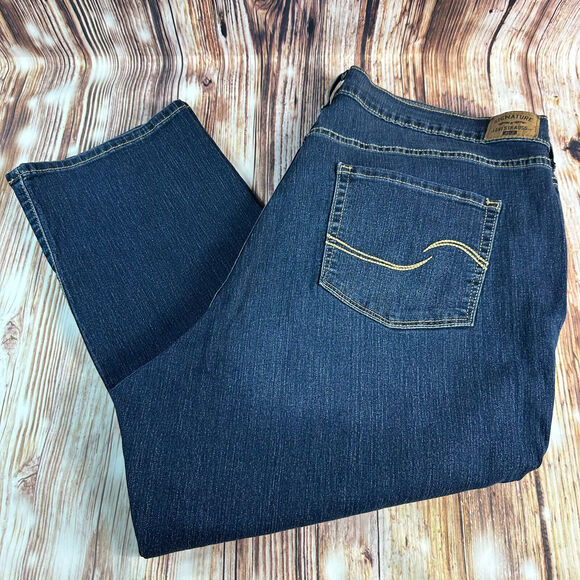 Levi's Signature CURVY STRAIGHT Size 22 Short High Rise Jeans Denim Pants 38x27 - Picture 10 of 10